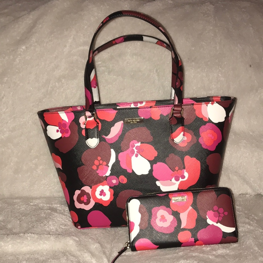 Kate Spade “small daily” purse and “neda” wallet